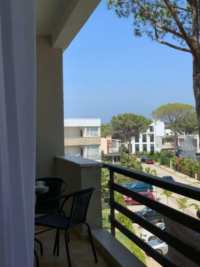 Eme Apartments - Kompleksi Lura 2 Gjiri I Lalzit Durres Ngoại thất bức ảnh